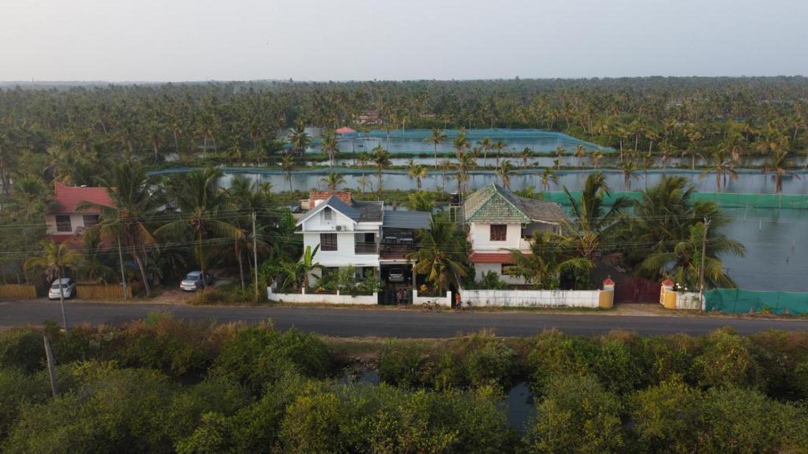Karma Homestay Mundrothuruth Ngoại thất bức ảnh