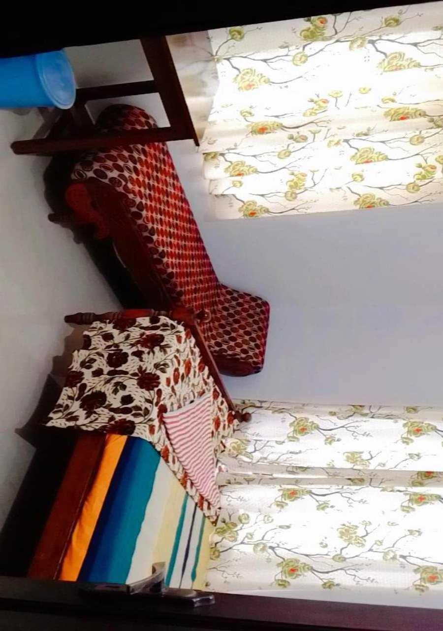Karma Homestay Mundrothuruth Phòng bức ảnh